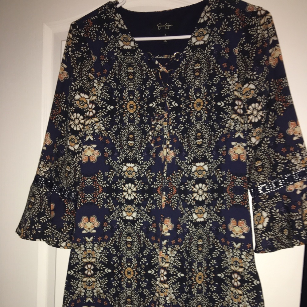 Flowering dress. Medium sleeve
